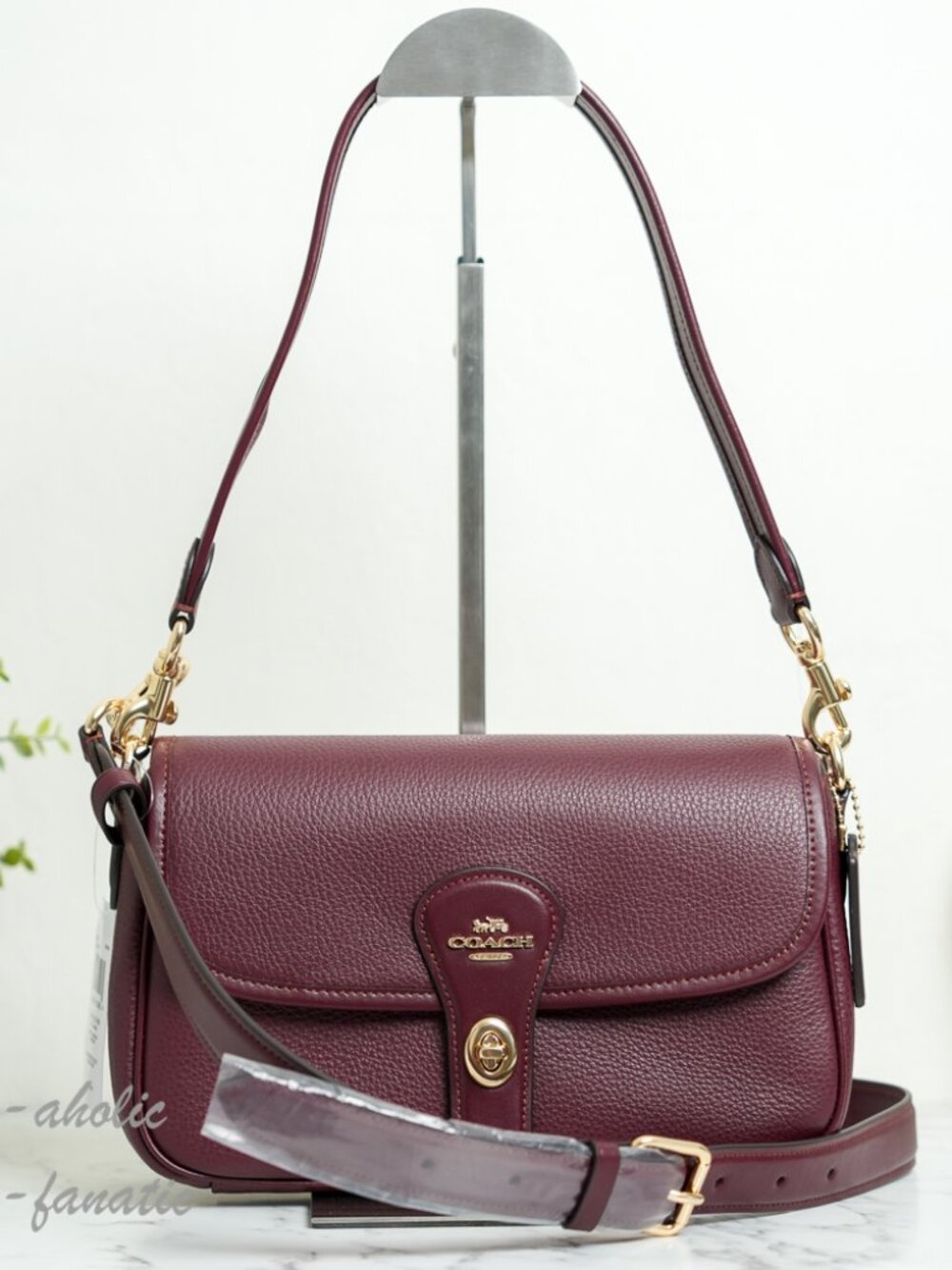 COACH CY683 Hadley Shoulder Bag Crossbody Leather in Dark Wine Gold
